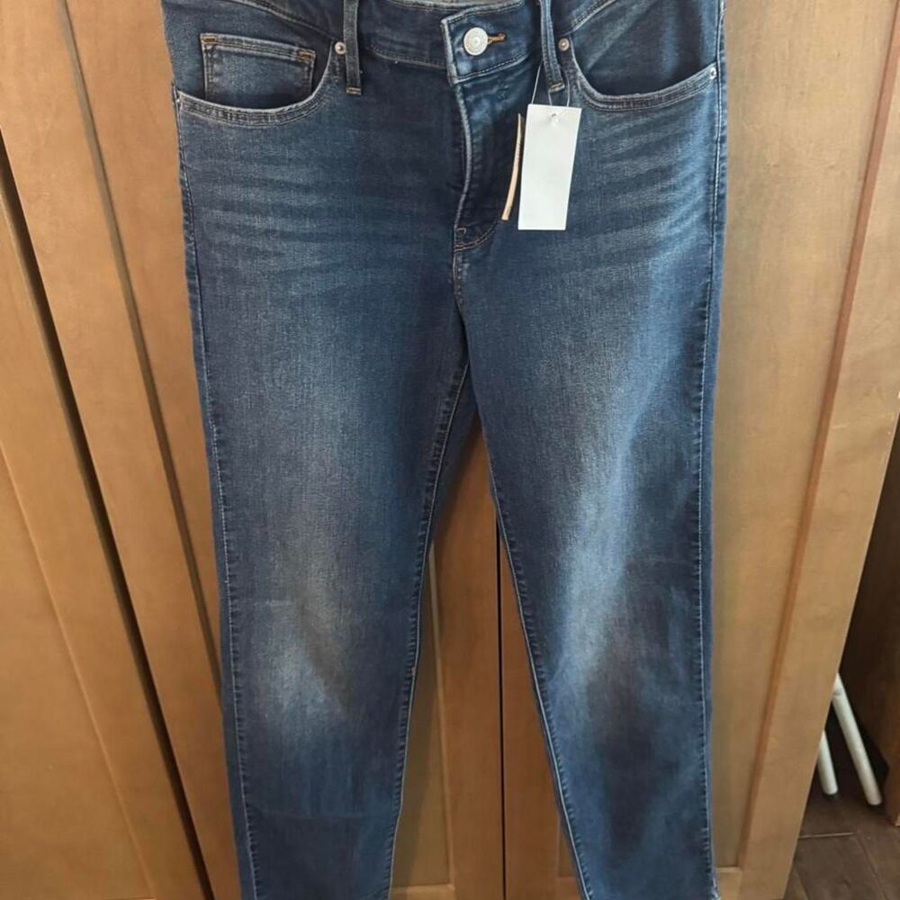 Levi-s Women's Blue and Navy Jeans